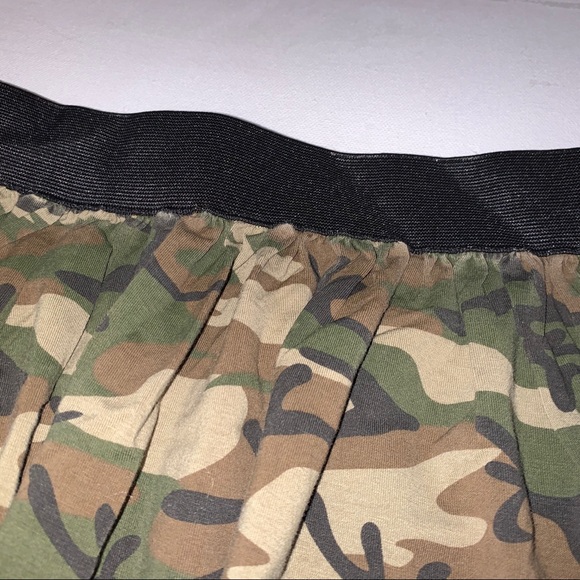 Camo skirt - Picture 2 of 2